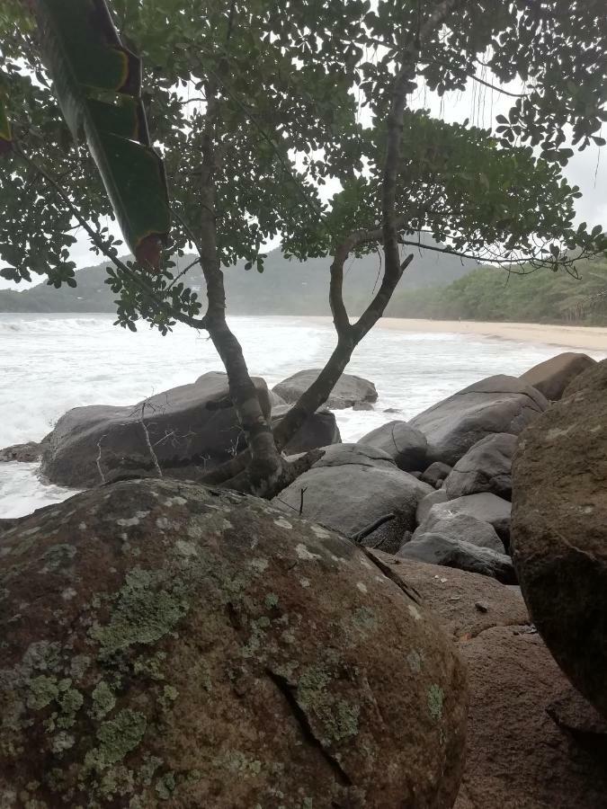 Villa Félix Suites e Chalés Ubatuba Esterno foto