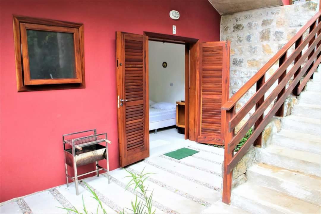 Villa Félix Suites e Chalés Ubatuba Esterno foto