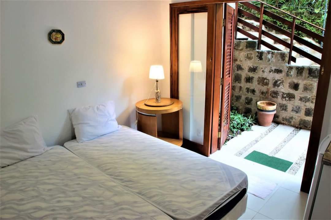 Villa Félix Suites e Chalés Ubatuba Esterno foto